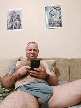 Snapshot of Crek666 chatting on June 24, 2026, 4:00 am Crek666 online show from June 24, 2026, 4:00 am