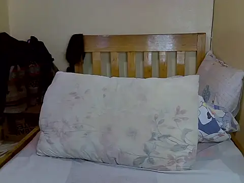 Horny-slut  online show from March 23, 2025, 8:48 am