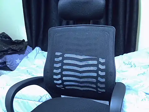 Horny-slut  online show from March 7, 2026, 2:03 pm