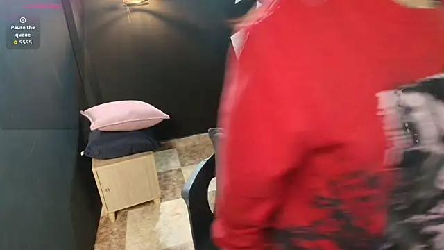 NatashaMason  online show from November 7, 2025, 11:43 am