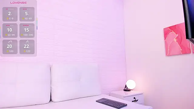 Snapshot of RenataJhonson_ chatting on September 10, 2025, 5:40 am RenataJhonson online show from September 10, 2025, 5:40 am