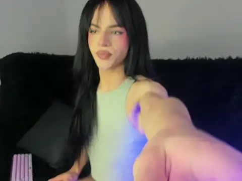 Snapshot of kerly_monroe chatting on February 4, 2026, 9:42 pm kerly monroe online show from February 4, 2026, 9:42 pm