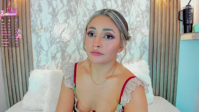 Nanda Vixen online show from March 9, 2025, 8:18 am