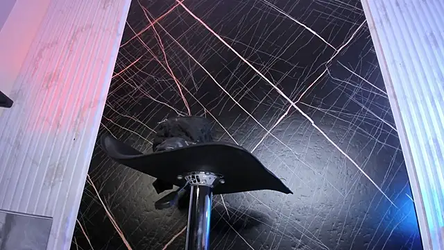 amber  blair online show from February 1, 2025, 1:12 am