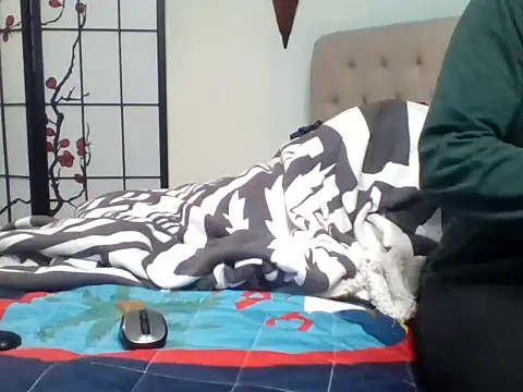 Curved4Pleasure online show from March 11, 2025, 8:20 pm