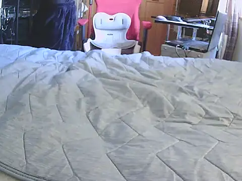 qoooqing67 online show from March 17, 2026, 5:55 am