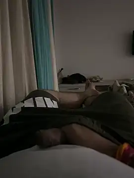 Snapshot of Your_daddy_544 chatting on October 10, 2025, 4:17 pm Your daddy 544 online show from October 10, 2025, 4:17 pm