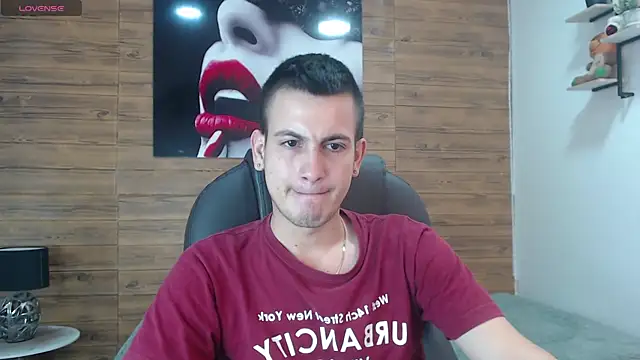 Snapshot of Cerokershelby chatting on January 16, 2025, 5:11 am Cerokershelby online show from January 16, 2025, 5:11 am