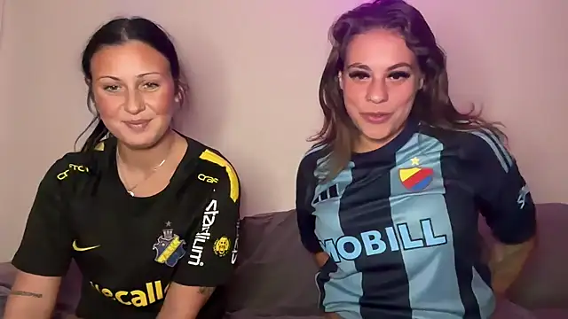 Dif-tjejen online show from September 18, 2025, 9:28 pm