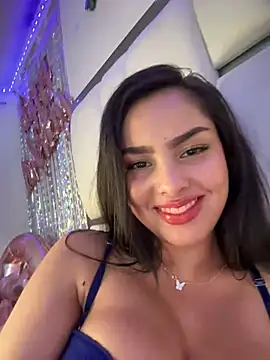 Maddy Rouse  online show from January 15, 2025, 12:09 am