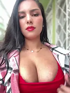 Maddy Rouse  online show from January 24, 2025, 9:05 pm