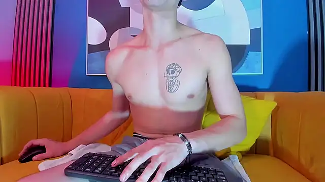 Jefer rick  online show from March 22, 2025, 4:03 am