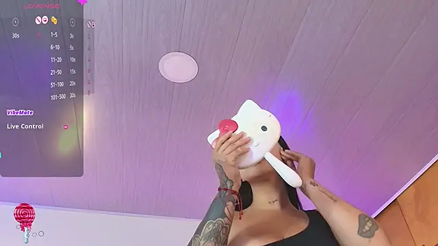  gaby2 online show from April 13, 2026, 11:37 am