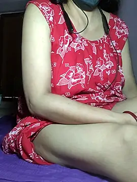 Snapshot of IndianRima chatting on October 6, 2025, 4:43 am IndianRima online show from October 6, 2025, 4:43 am