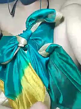 Snapshot of IndianRima chatting on October 8, 2025, 5:21 pm IndianRima online show from October 8, 2025, 5:21 pm