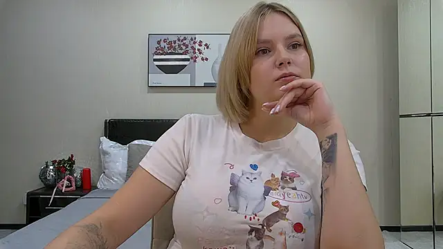 Snapshot of DianeMills chatting on November 26, 2025, 7:15 pm DianeMills online show from November 26, 2025, 7:15 pm