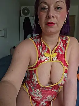 Chaudesquirt online show from February 21, 2026, 1:12 pm