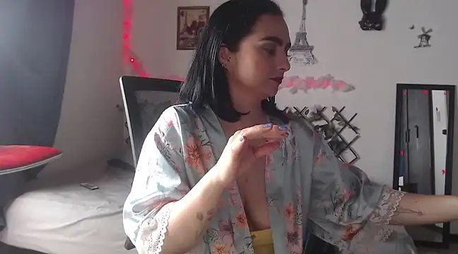 Snapshot of Candyparis chatting on February 7, 2025, 7:06 pm Candyparis online show from February 7, 2025, 7:06 pm