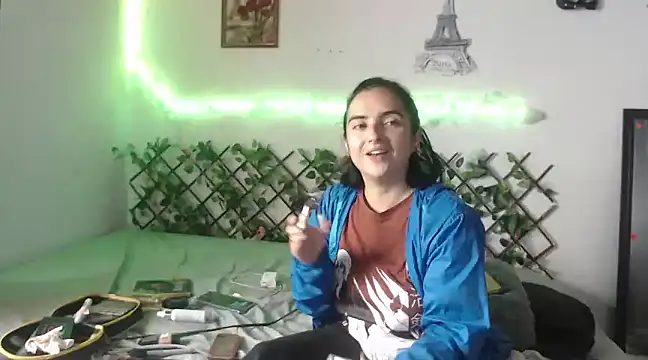 Snapshot of Candyparis chatting on February 14, 2025, 3:26 pm Candyparis online show from February 14, 2025, 3:26 pm