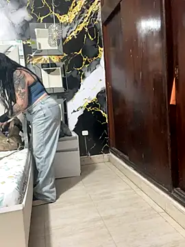 eva sexx69 online show from September 26, 2025, 12:09 pm