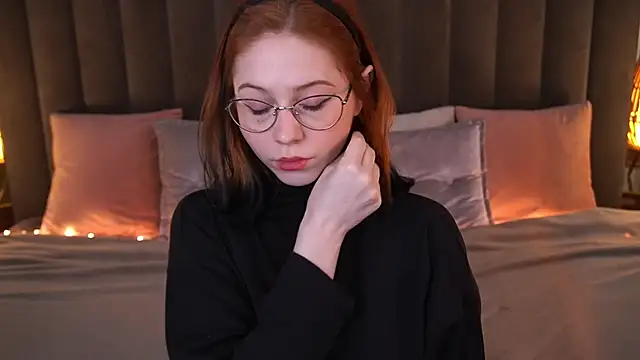 Sasha Exclusive online show from March 9, 2025, 9:24 am