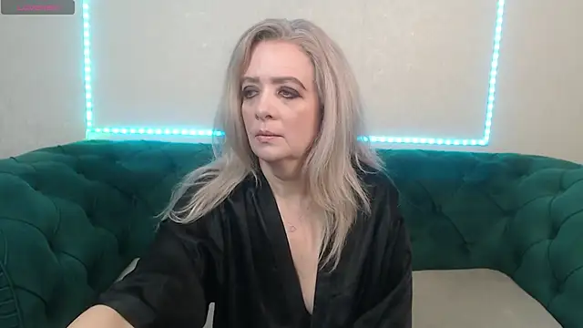 IvanaCharm online show from February 9, 2025, 4:25 am