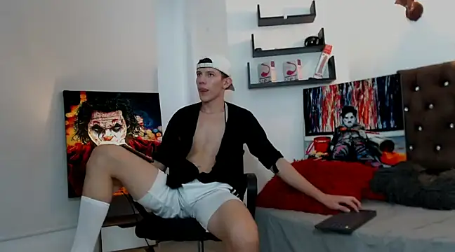 flowers18 online show from January 25, 2025, 9:25 pm