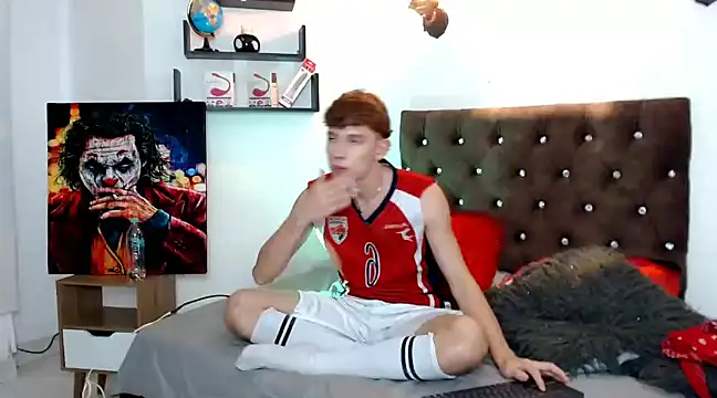 flowers18 online show from February 10, 2025, 9:15 pm