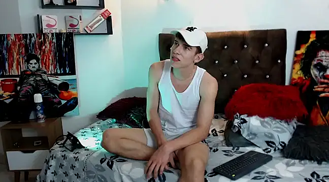 flowers18 online show from March 12, 2025, 12:20 am