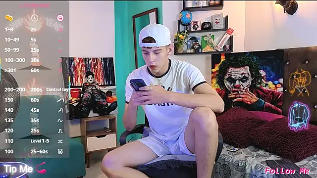 flowers18 online show from January 6, 2026, 11:40 pm