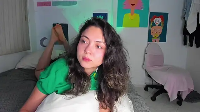 Snapshot of azumi_cutiepie_ chatting on March 17, 2025, 9:13 pm azumi cutiepie online show from March 17, 2025, 9:13 pm