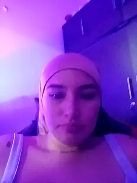 Celeste camila18 online show from March 13, 2026, 5:03 am