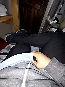 Whiper2024 online show from November 24, 2025, 6:18 pm