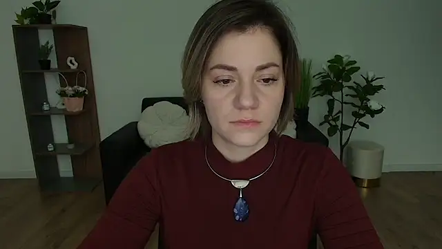 Snapshot of MariaSttone chatting on December 8, 2024, 11:46 am MariaSttone online show from December 8, 2024, 11:46 am