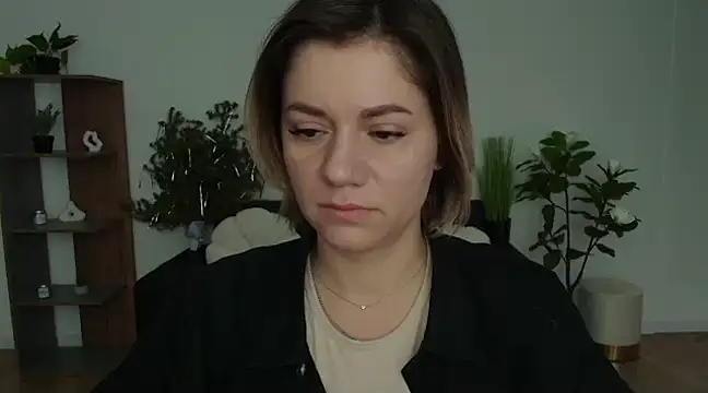 Snapshot of MariaSttone chatting on January 6, 2025, 9:52 am MariaSttone online show from January 6, 2025, 9:52 am