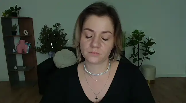 Snapshot of MariaSttone chatting on January 10, 2025, 2:13 pm MariaSttone online show from January 10, 2025, 2:13 pm