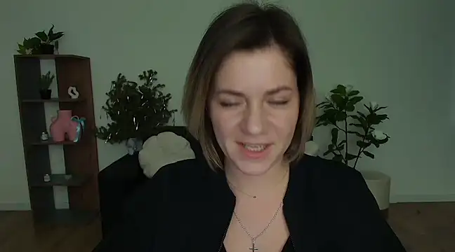Snapshot of MariaSttone chatting on January 11, 2025, 2:25 pm MariaSttone online show from January 11, 2025, 2:25 pm