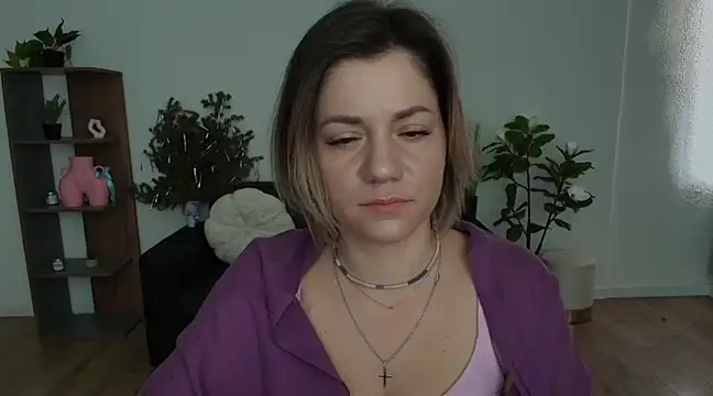 Snapshot of MariaSttone chatting on January 13, 2025, 10:58 am MariaSttone online show from January 13, 2025, 10:58 am