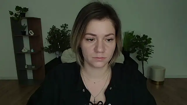 Snapshot of MariaSttone chatting on January 21, 2025, 11:56 am MariaSttone online show from January 21, 2025, 11:56 am