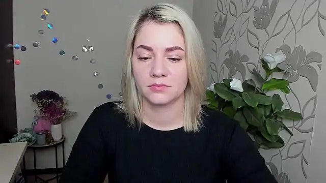 MariaSttone online show from January 15, 2026, 1:05 pm