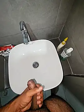 rahulGJ03 online show from February 28, 2025, 9:55 pm