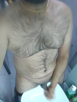 rahulGJ03 online show from September 28, 2025, 8:14 pm