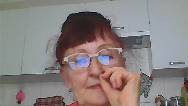 Snapshot of TanyaSweet634 chatting on June 18, 2026, 6:35 am TanyaSweet634 online show from June 18, 2026, 6:35 am