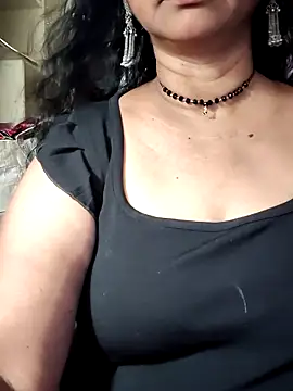 Snapshot of Bangarupapa chatting on February 28, 2026, 6:09 pm Bangarupapa online show from February 28, 2026, 6:09 pm