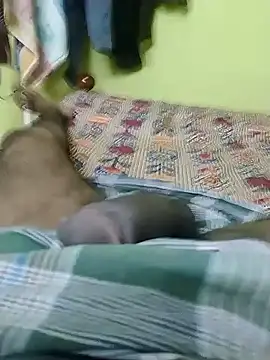 Tamilandteluguboy14 online show from December 22, 2024, 9:00 am