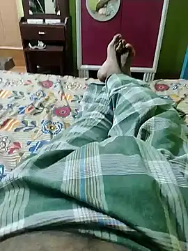 Tamilandteluguboy14 online show from January 5, 2025, 6:24 pm