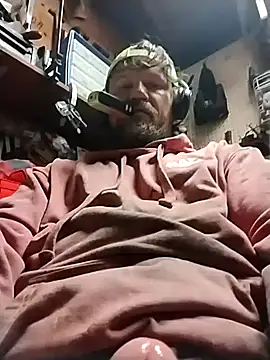 Snapshot of hornygiltz92 chatting on December 4, 2025, 12:36 pm hornygiltz92 online show from December 4, 2025, 12:36 pm