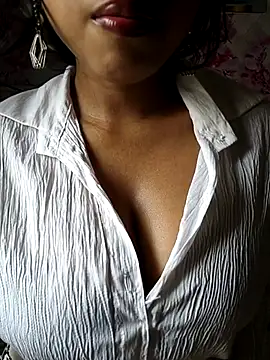 Snapshot of sandy_naughty chatting on February 5, 2026, 7:57 am sandy naughty online show from February 5, 2026, 7:57 am