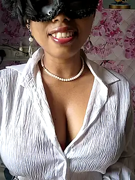 Snapshot of sandy_naughty chatting on February 14, 2026, 8:00 am sandy naughty online show from February 14, 2026, 8:00 am