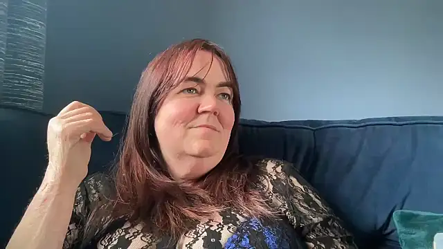 curvy-milf-abbie online show from May 16, 2026, 12:26 pm